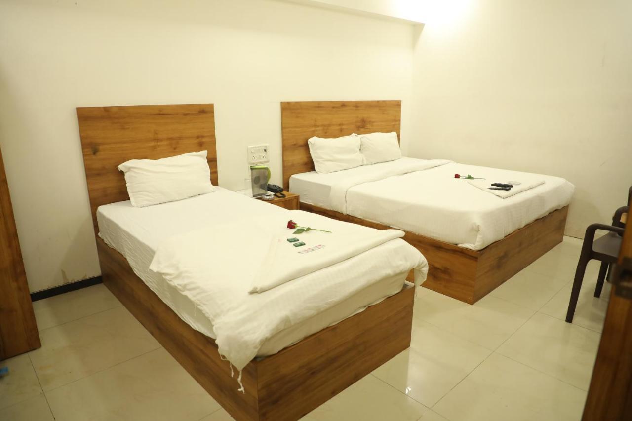 Hotel Shiv Leela Grand Мумбаи Экстерьер фото